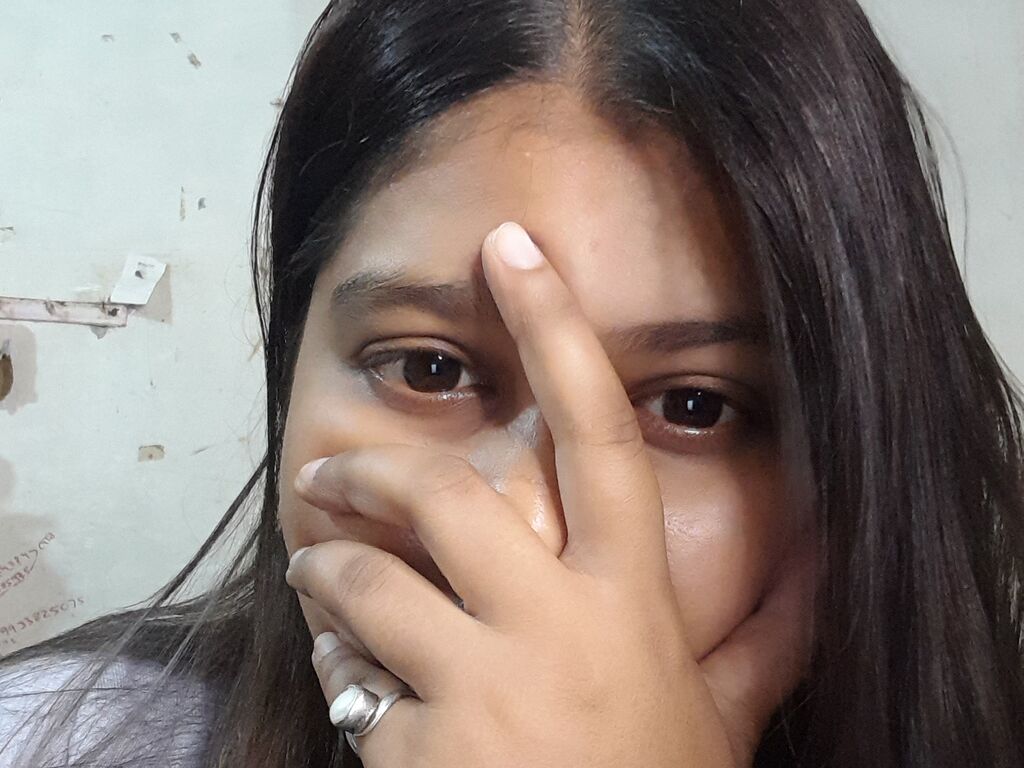 ZubiaKhan></p>

       
    </div>
    </div>
</div>
<div class=